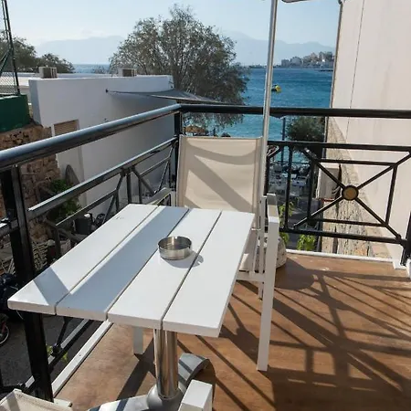 Polydoros Appartments מלון דירות