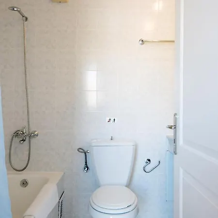 Polydoros Appartments מלון דירות